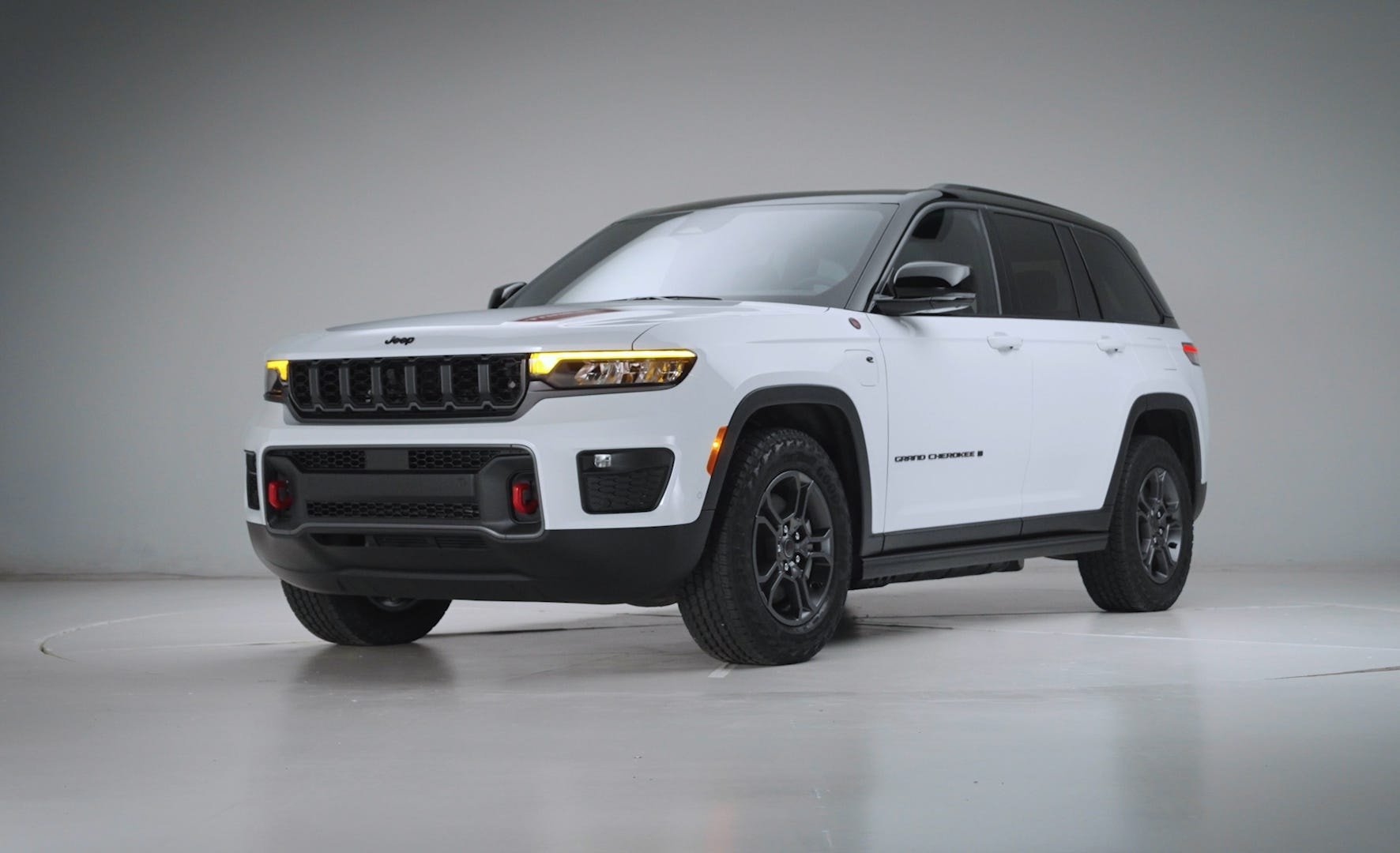 Luxury Electric Cars 2026 – The Future of Premium Driving